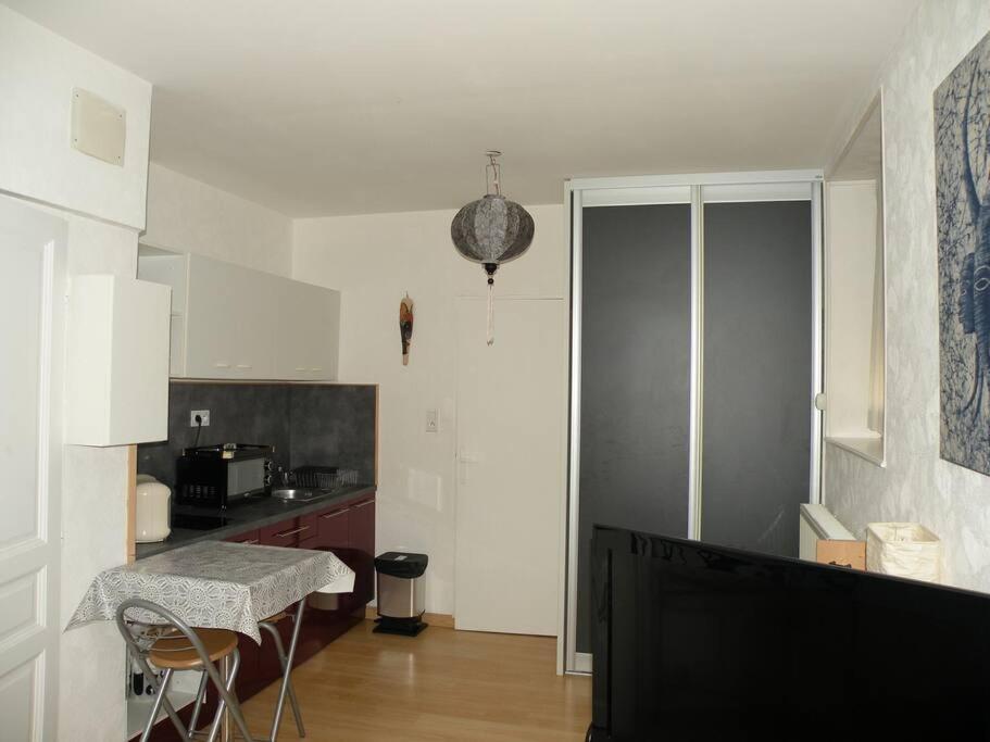 Charmant Studio A Belfort Quartier Vosges Lägenhet Exteriör bild